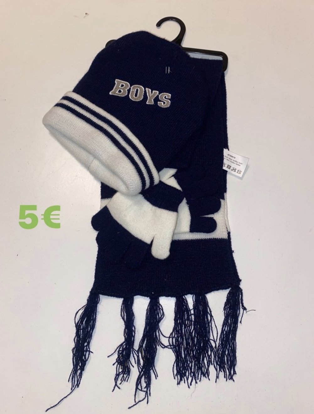 Winter Set Schal, Mütze und Handschuhen, Einheitsgröße ca 2-4 Jahren, NEU