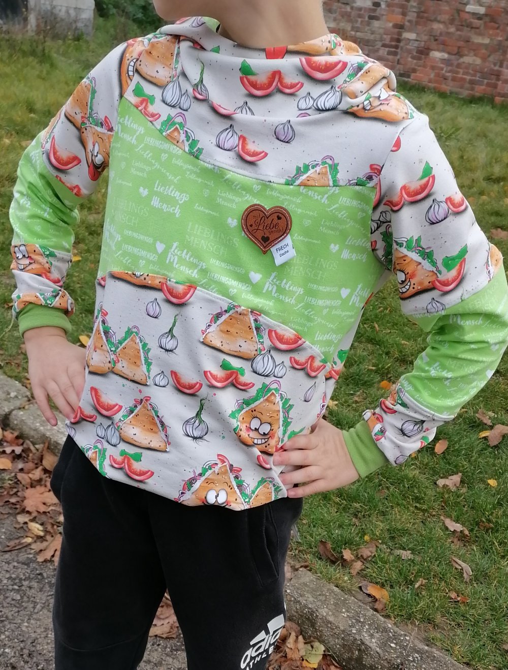 Hoodie mit Döner Motiv - Handmade