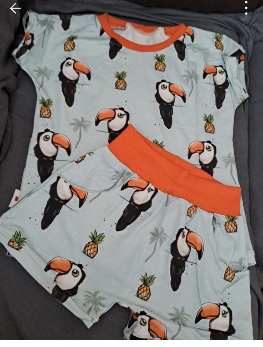 T-Shirt mit kurzer Hose - Handmade