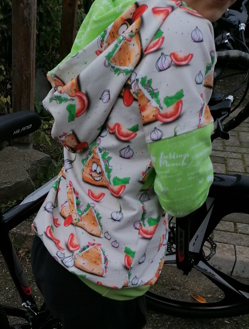 Hoodie mit Döner Motiv - Handmade
