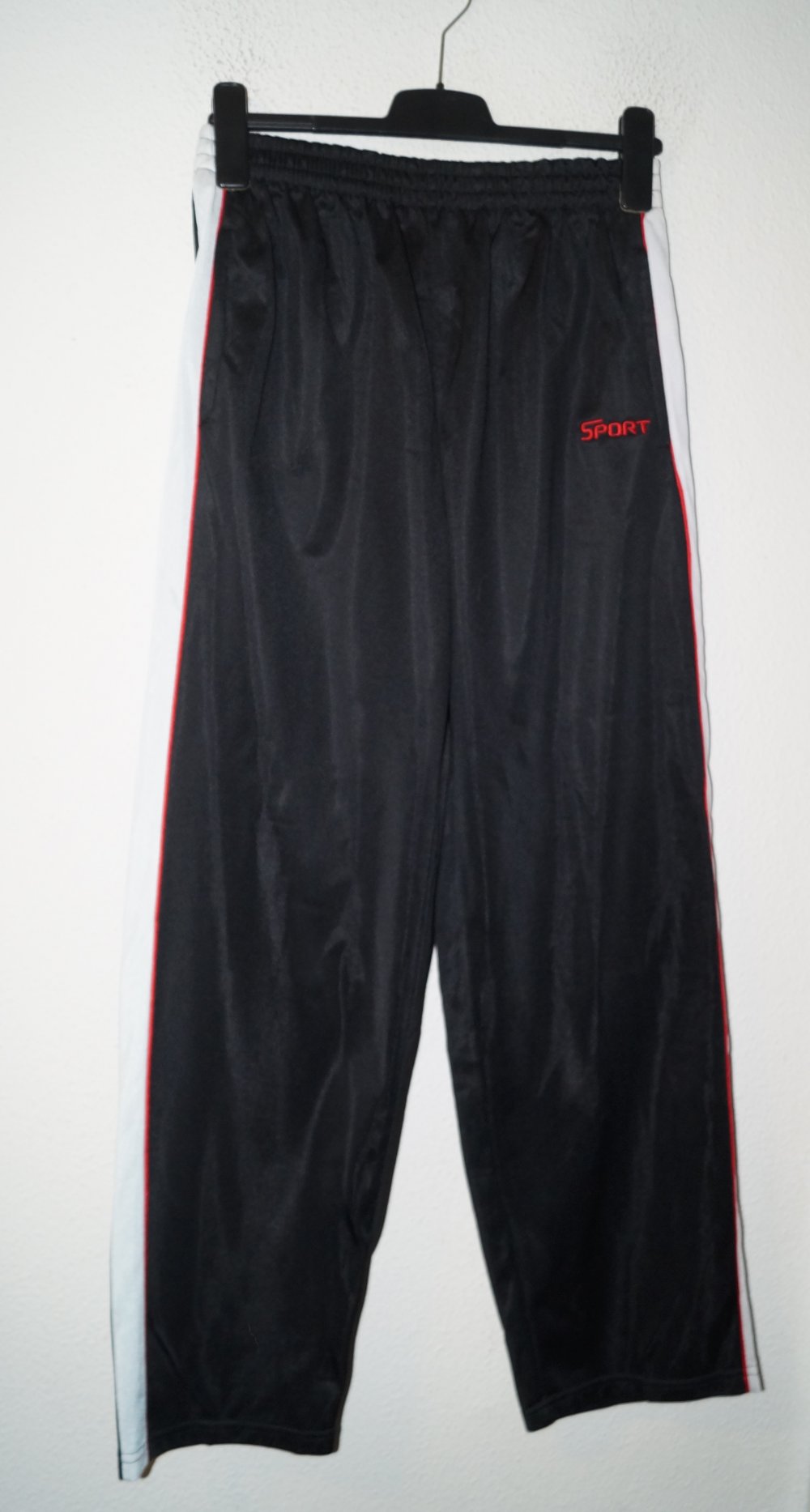 schwarze Trainingshose Gr.S infinity