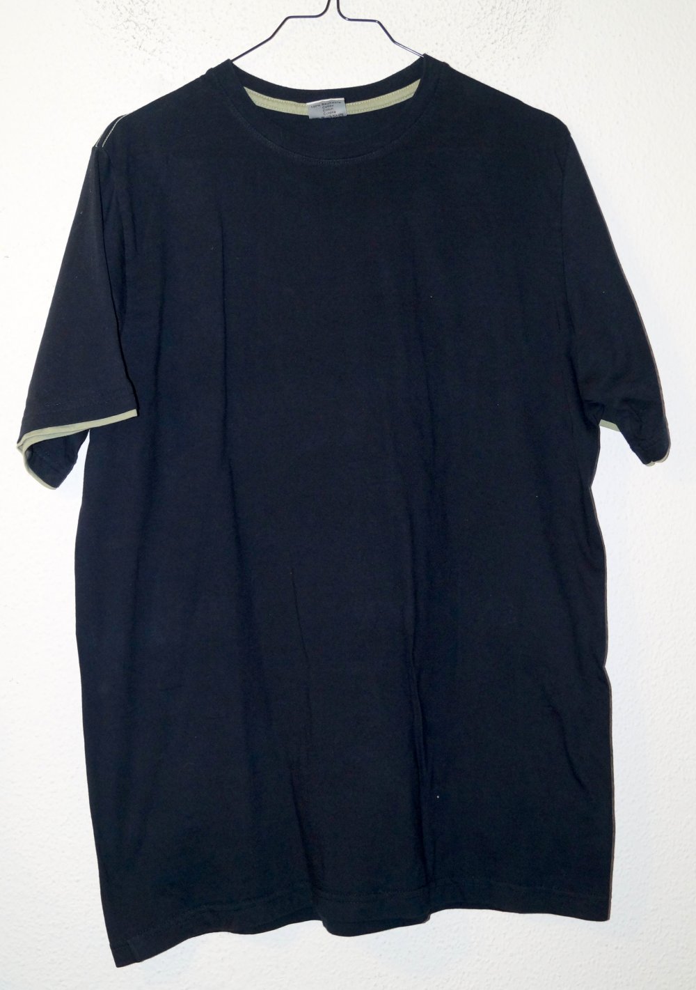 dunkelblaues T-Shirt Gr.M TCM