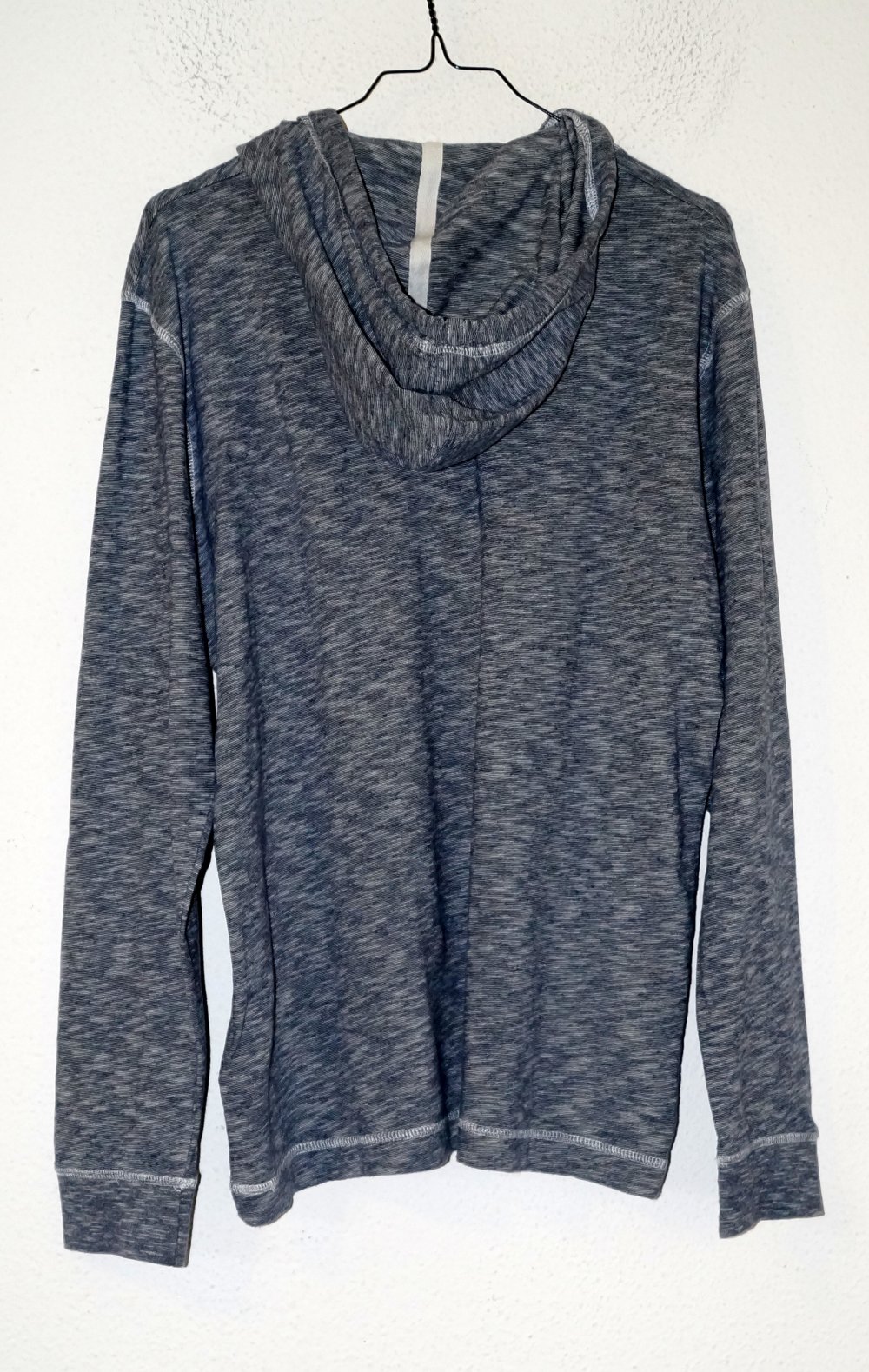 blau eliertes Kapuzenshirt Gr.L Produkt