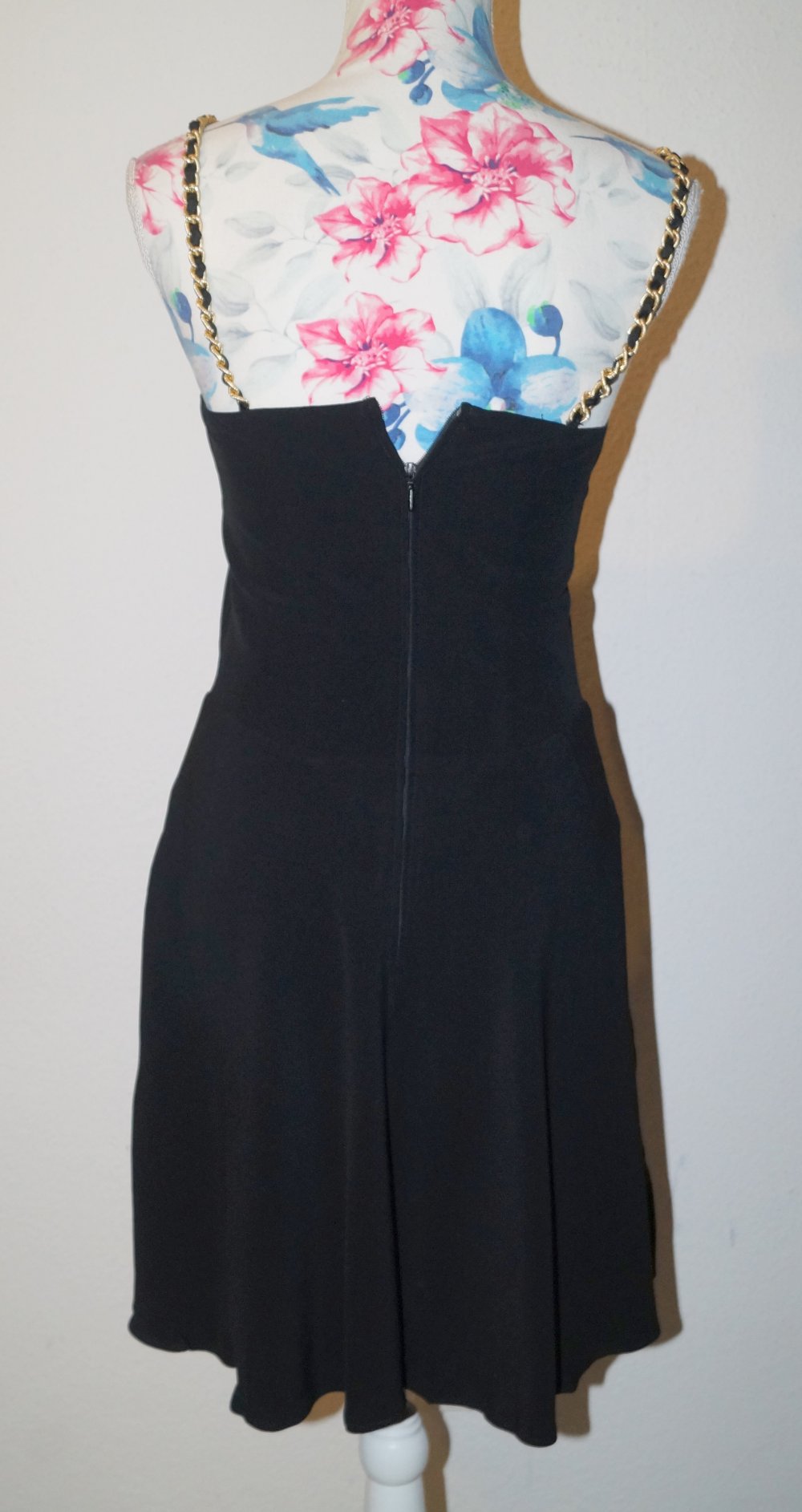 schwarzes Trägerkleid Gr.36 Chouchow