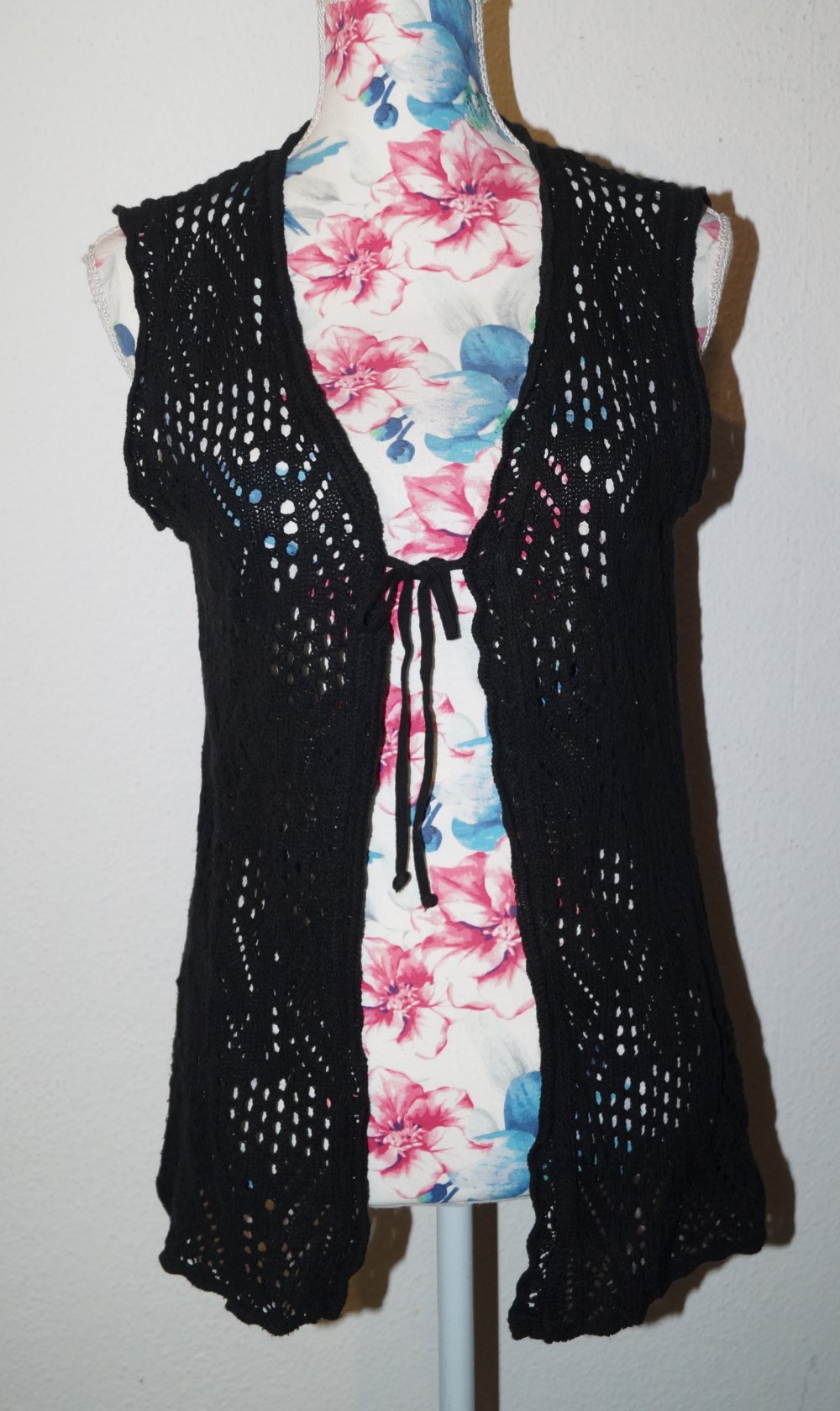 schwarze Strickweste Gr.36/38 Gina Benotti