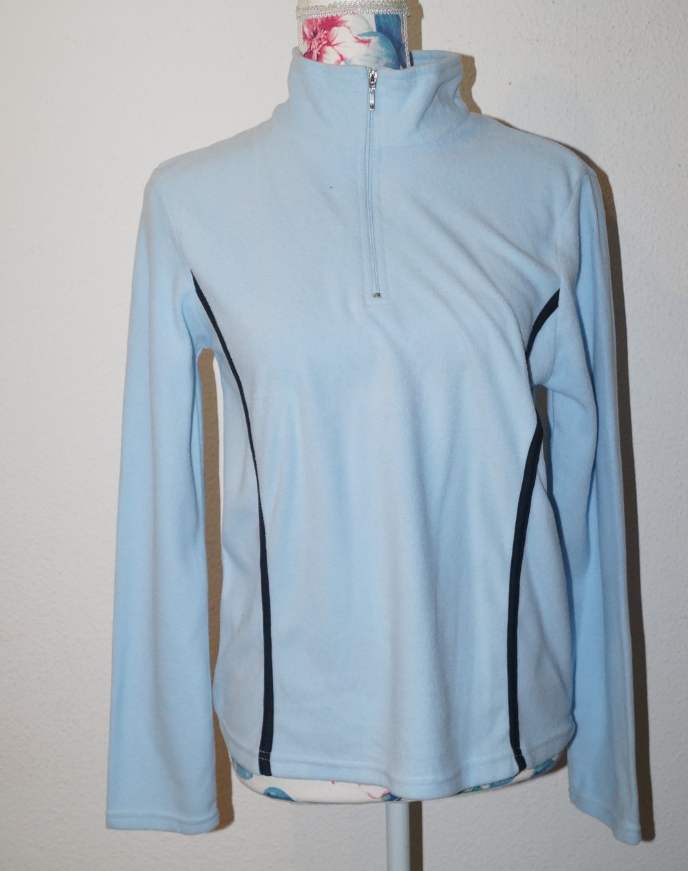 leichter hellblauer Fleecepullover Gr.36 Blue Motion