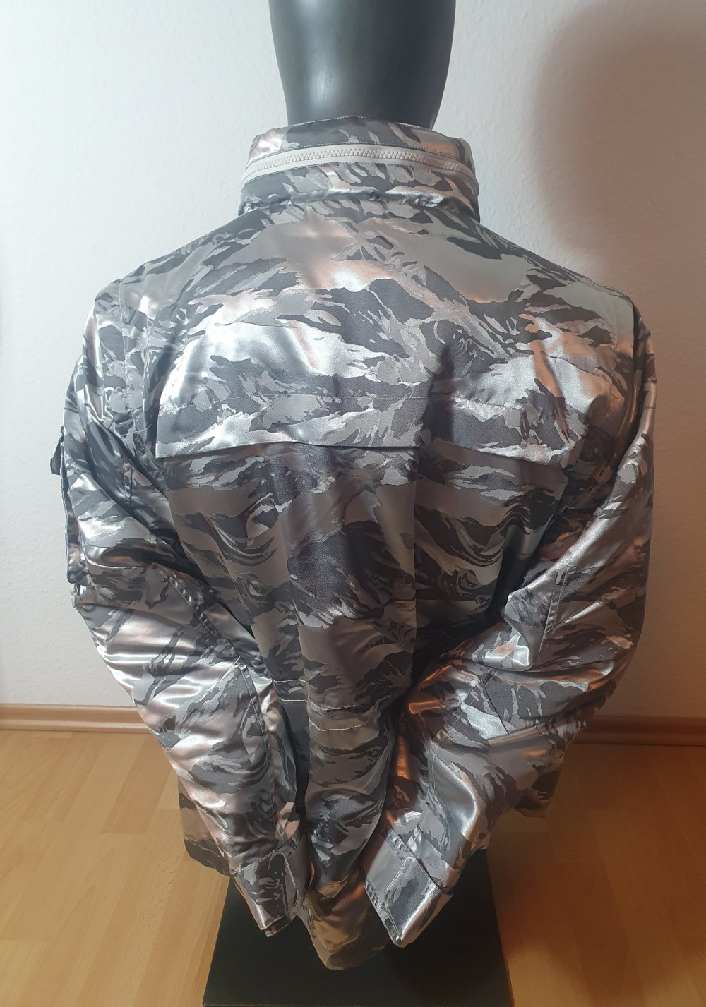 Camouflage Winterjacke Esprit Neu