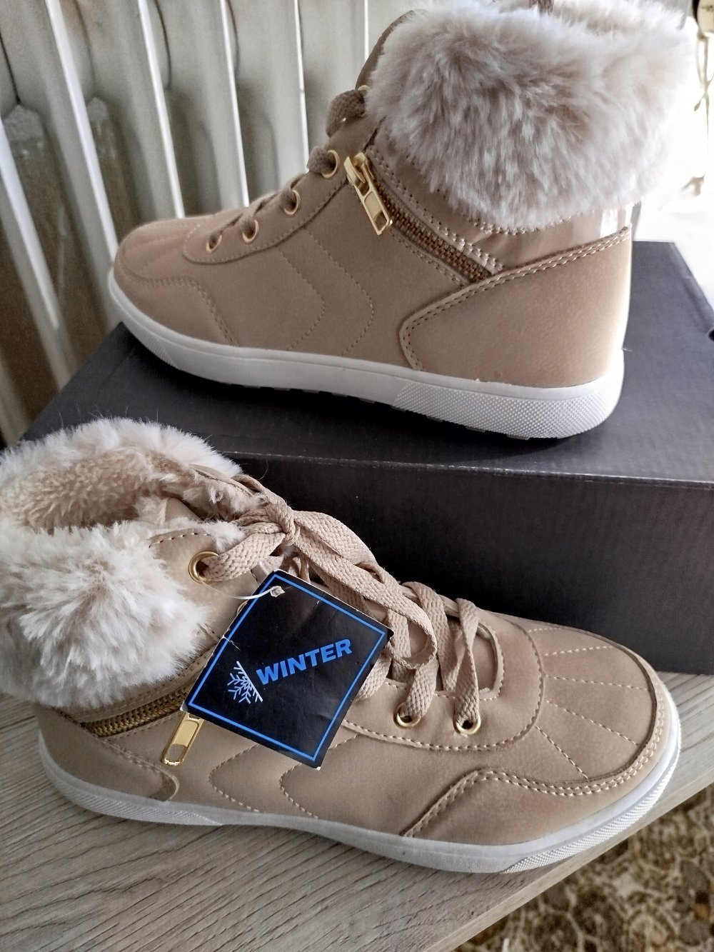  Sneaker Winter Mid Gr.36.Neu von Sellonclick