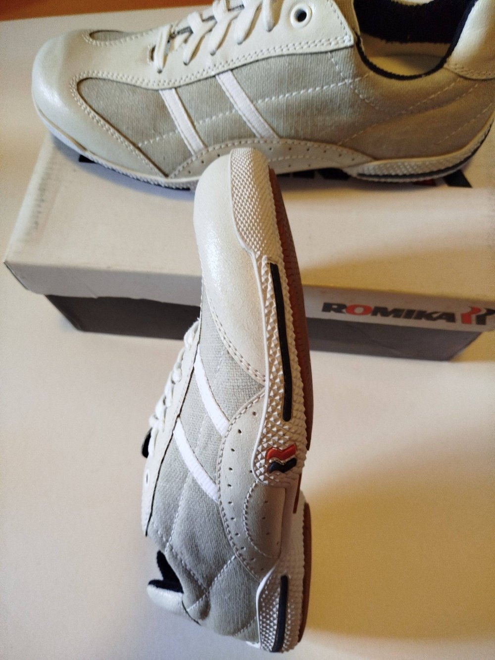 Sneaker Kollektion Romika Gr.38/39 Neu von Sellonclick