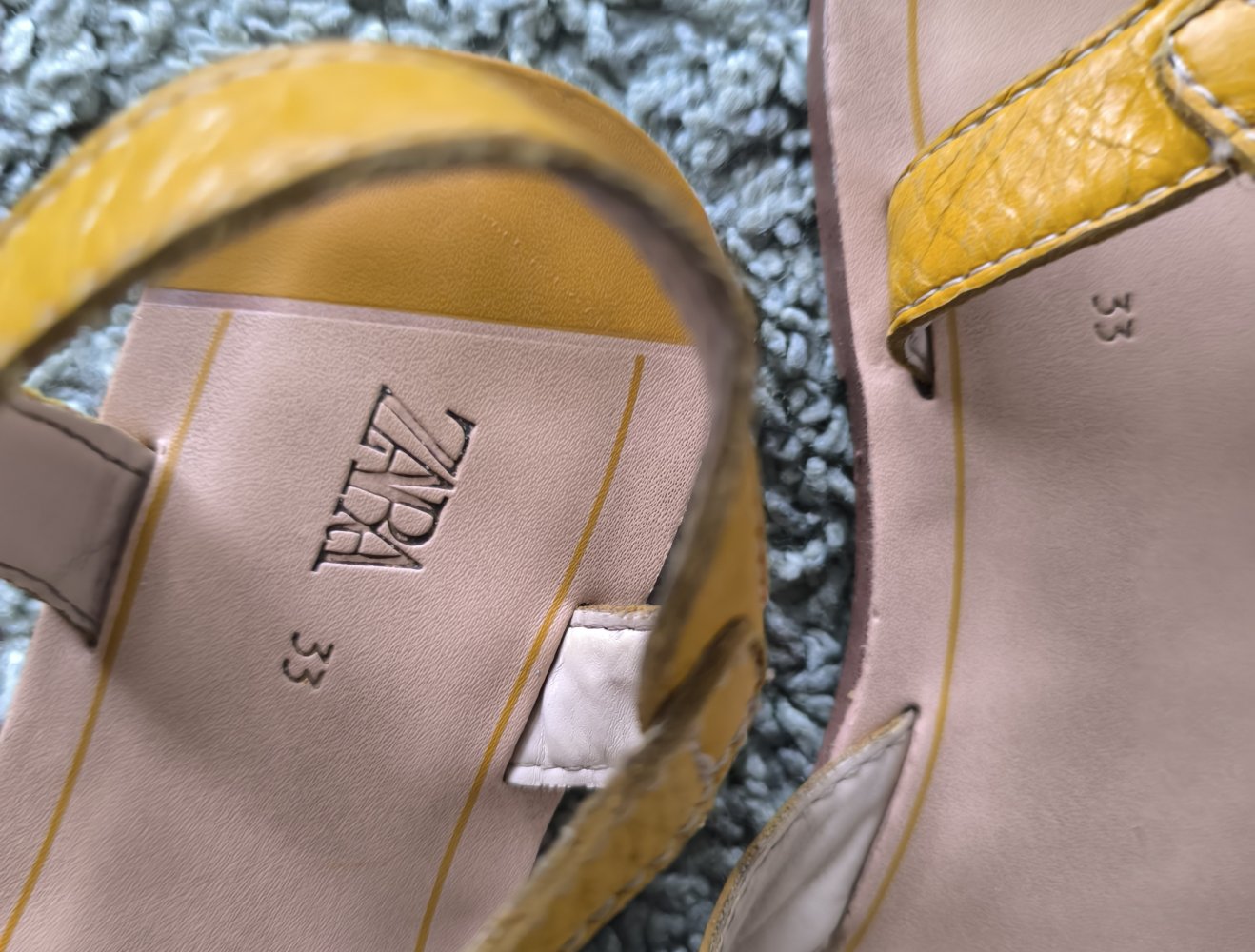 Zara Echtleder Sandalen in gr 32