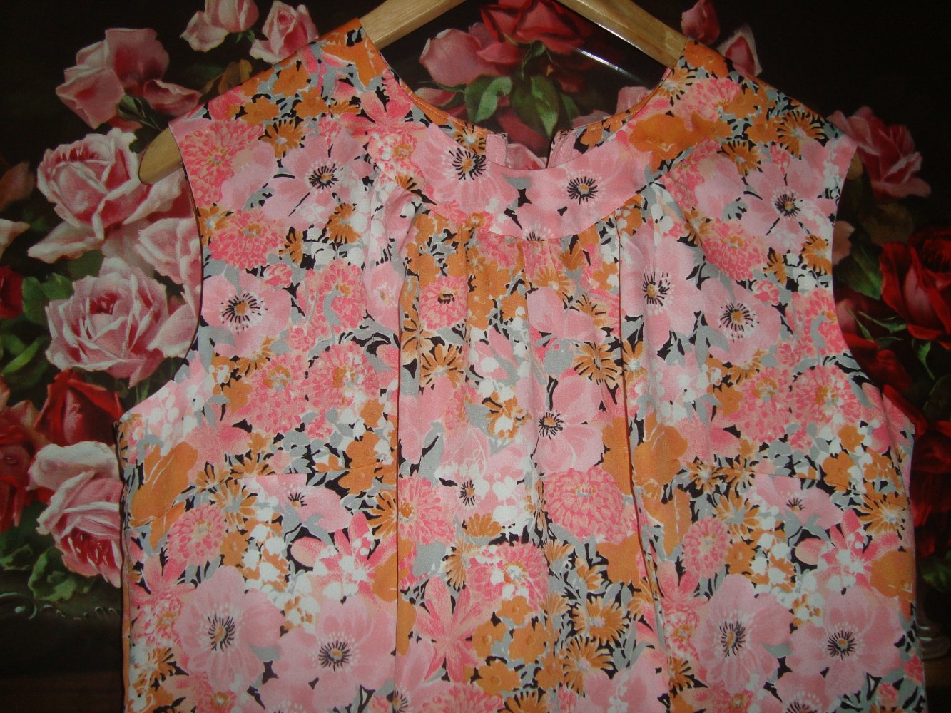 Einzigartiges Vintage Plissee Kleid im Blütenprint Gr.42