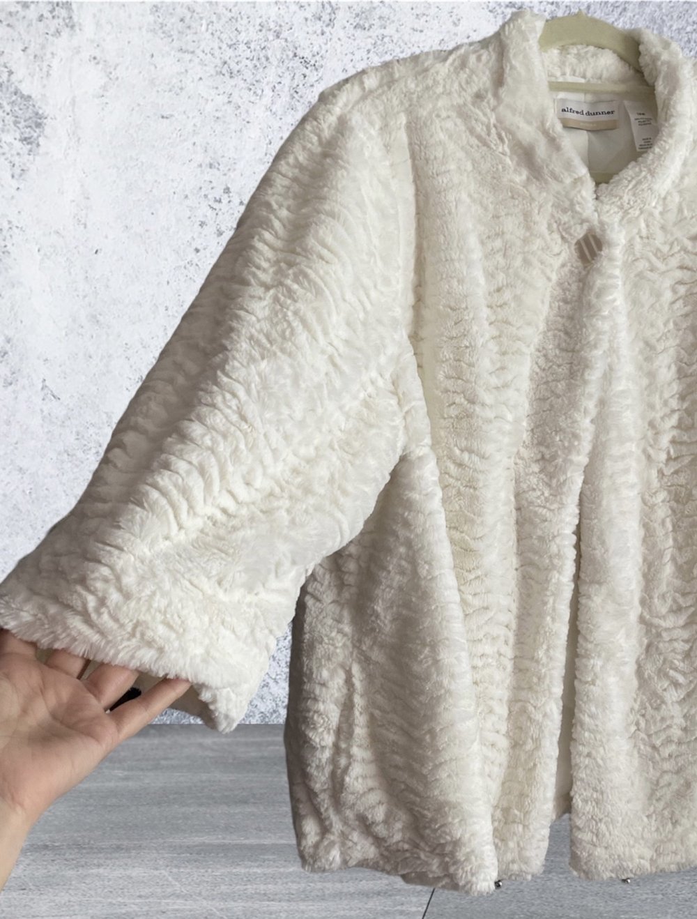 ALFRED DUNNER Damen Felljacke Cardigan Gr.18W (46/48D) Neu!