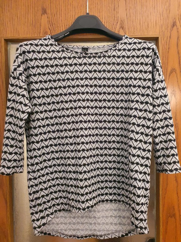 Gemustertes Oberteil 