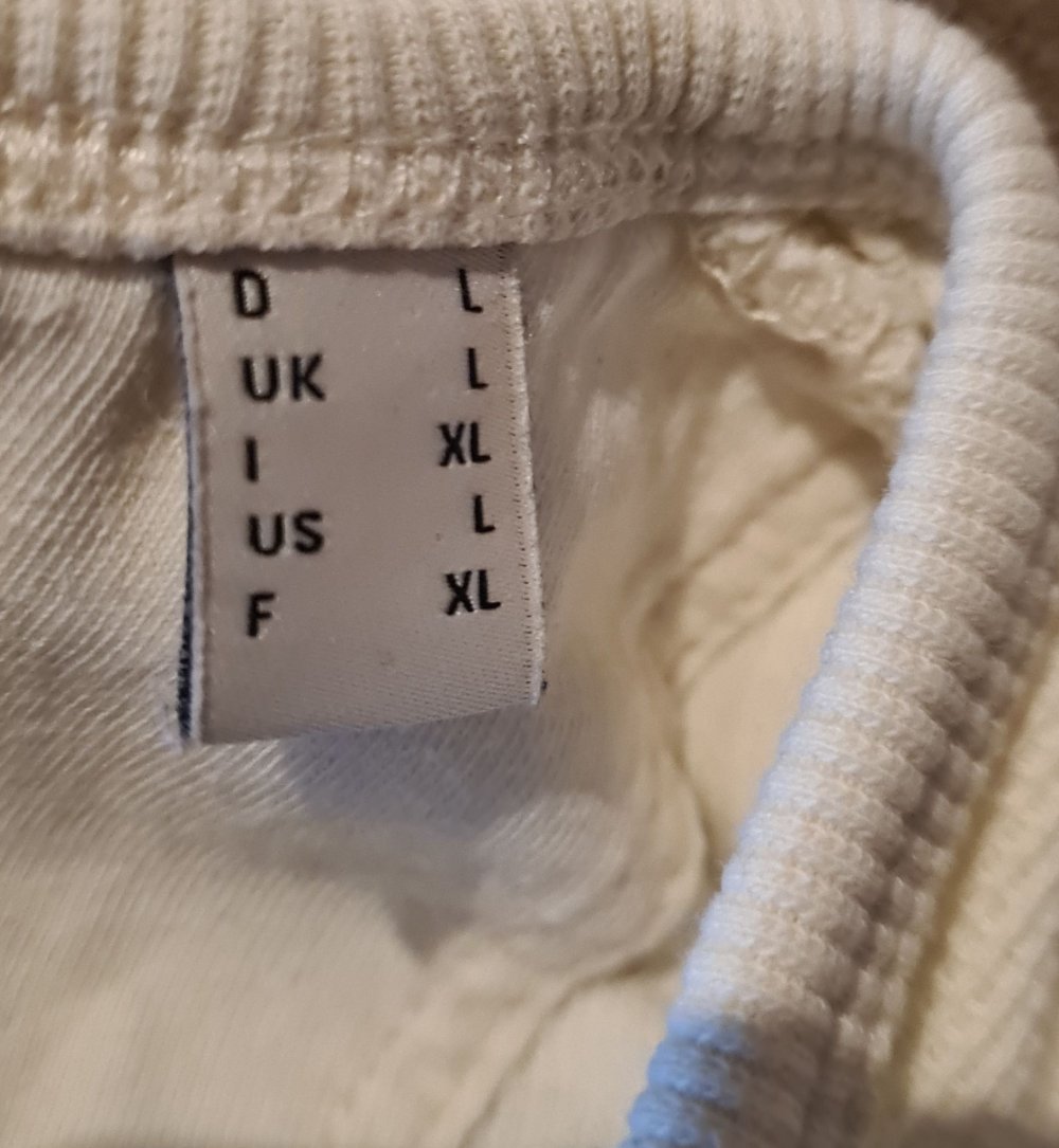 Beiges Langarmshirt / Longsleeve von Esprit aus Bio-Baumwolle Größe L