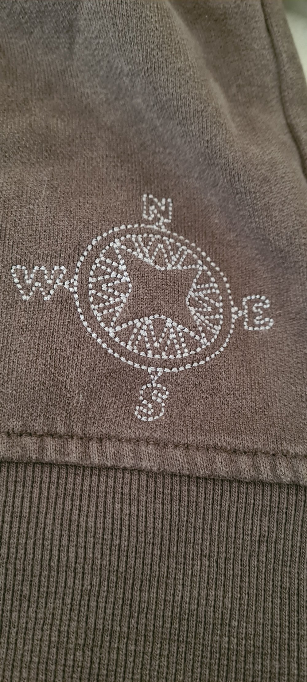 Braune Sweatjacke (128) von Esprit mit gefütterter Kapuze