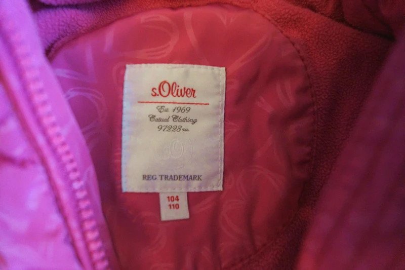 Rosa, fleecegefütterte Winterajacke mit abnehmbarer Kapuze von S. Oliver