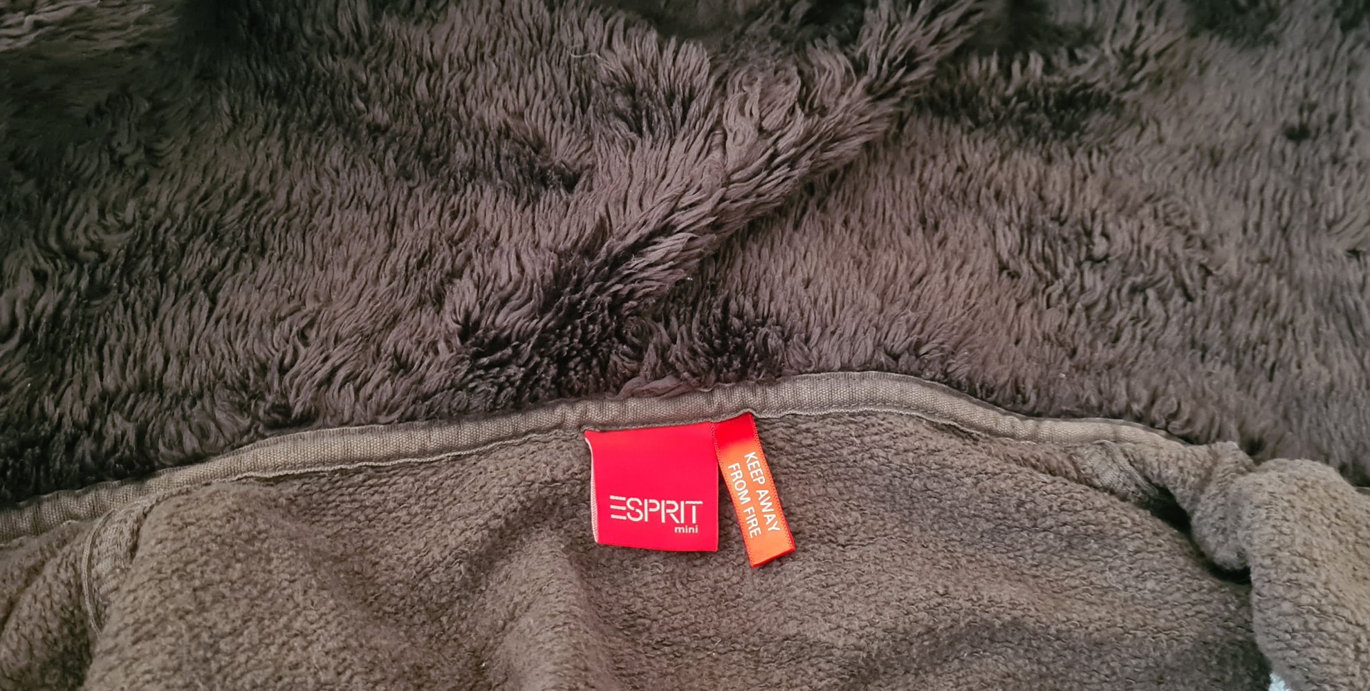 Braune Sweatjacke (128) von Esprit mit gefütterter Kapuze