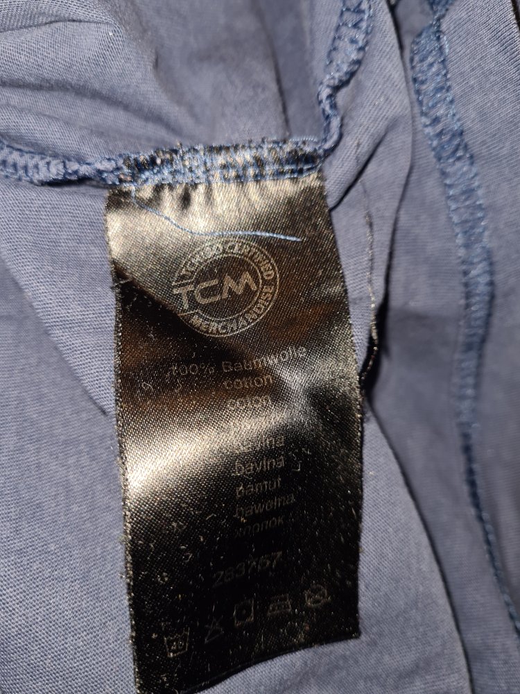 Graublaues T-Shirt von TCM mit Aufdruck