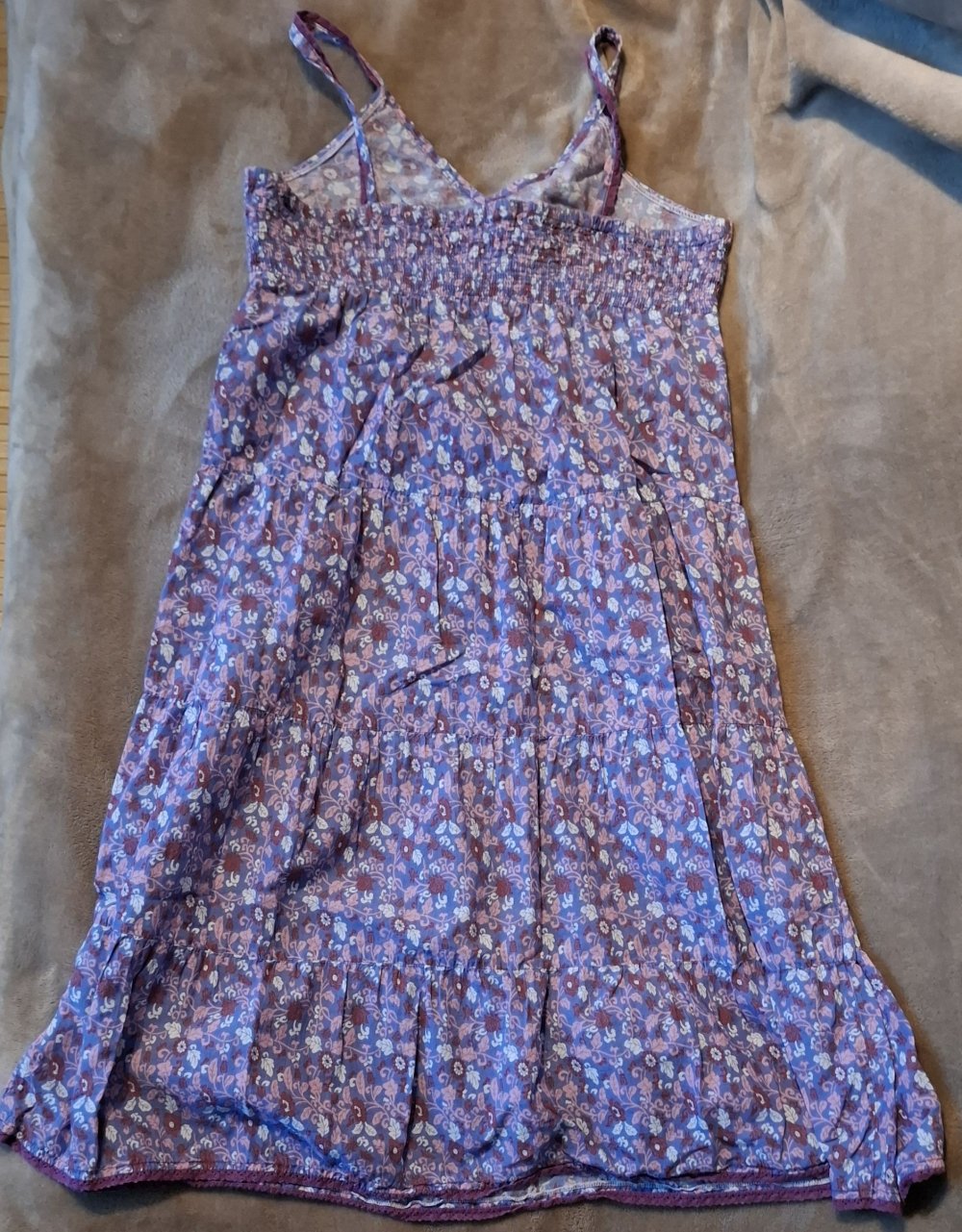 Lila gemustertes Kleid von Maas (Naturmode)