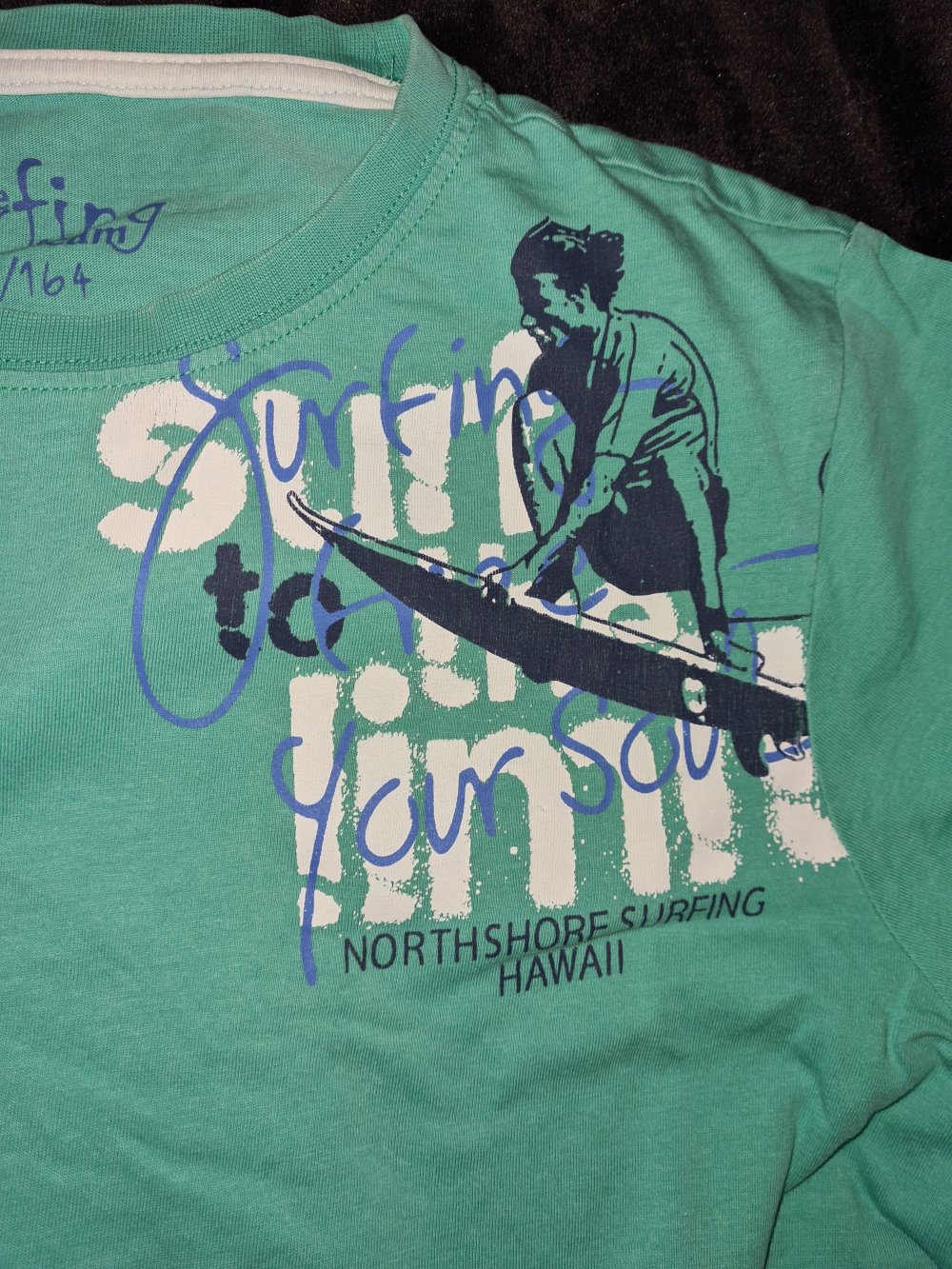 Mintgrünes T-Shirt von TCM mit Aufdruck