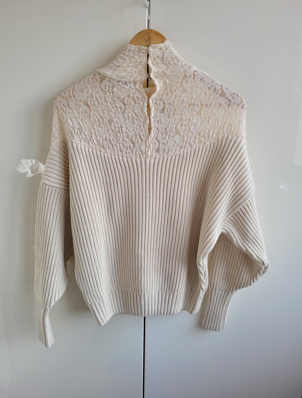 Zara Strickpullover mit Spitze Häkelspitze Stehbund creme Rippenstrick Oversize Knit Boho Gipsy Gypsy Hippie Blogger