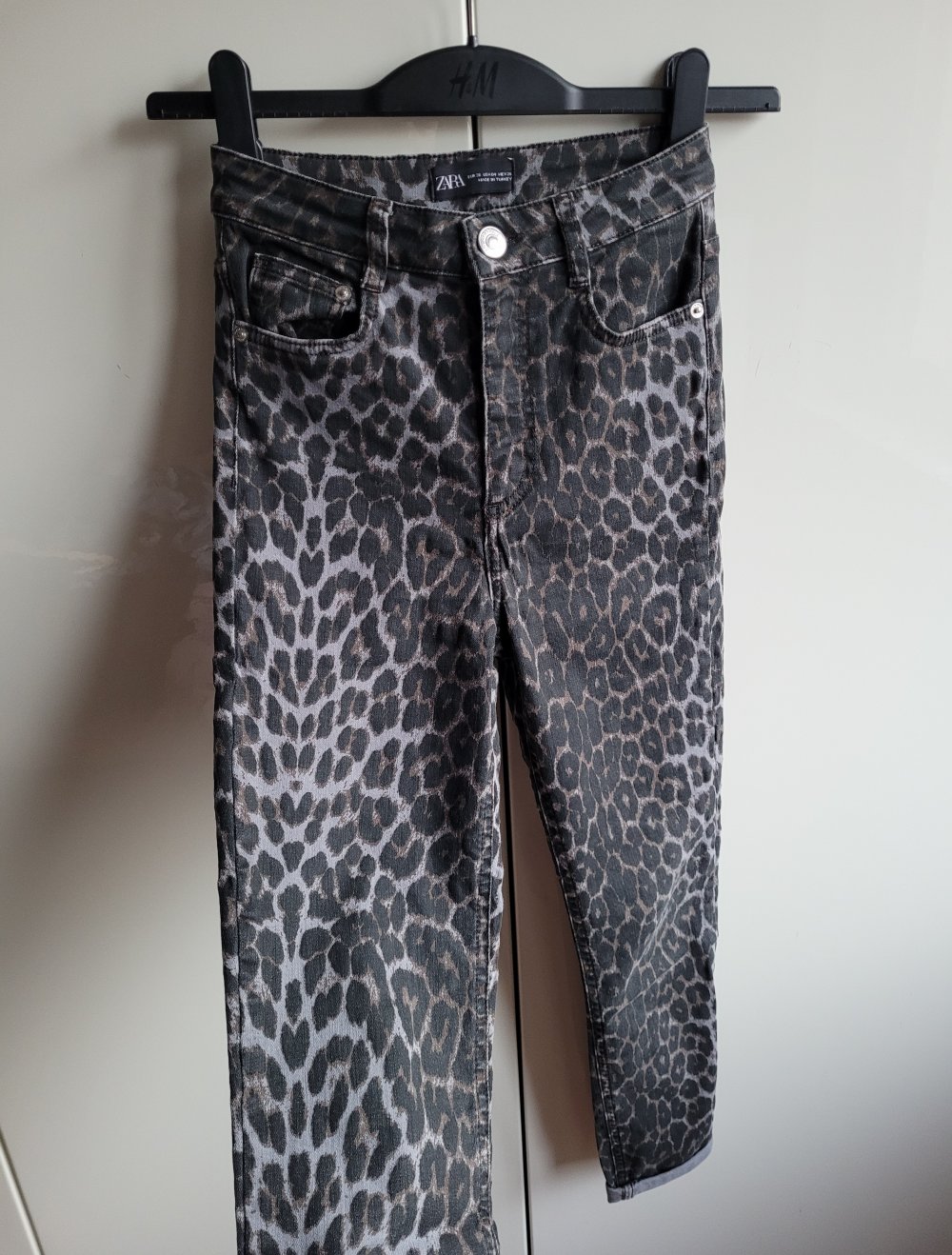 Zara High Waist Skinny Leo Röhrenjeans Röhre Slim Leopardenmuster Animalprint Vintage Grunge Goth Punk Berlin Gothik gothic stretch skinnyfit slimfit