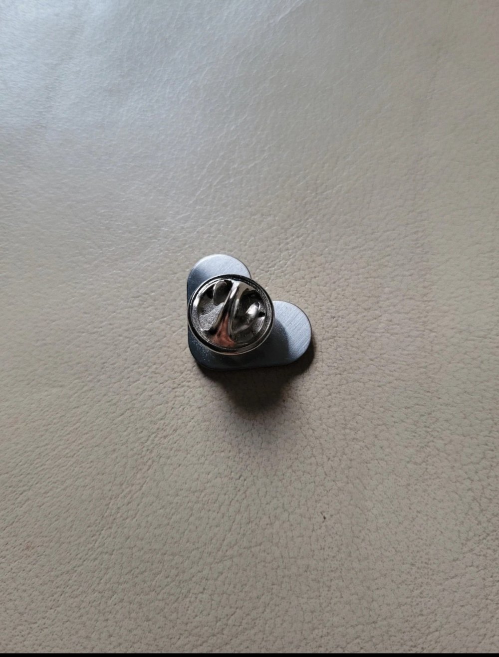 Herz Regenbogen Pin Anstecker Brosche Vintage Retro Rainbow one love Anstecknadel