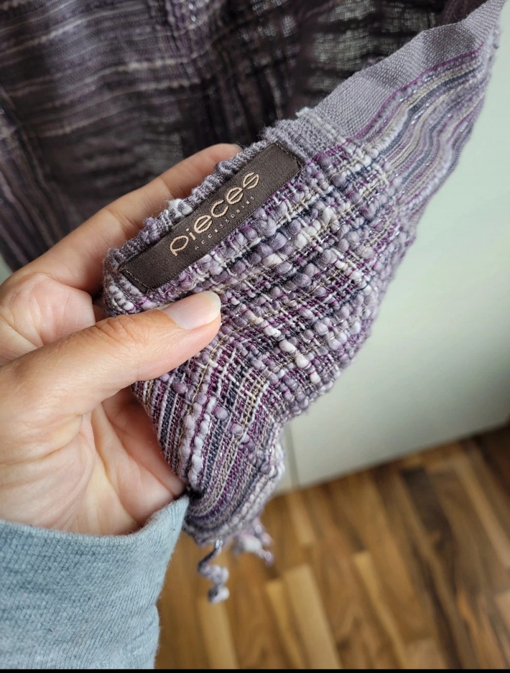 Pieces Schal mit Fransen lila flieder Karo kariert Boho Muster