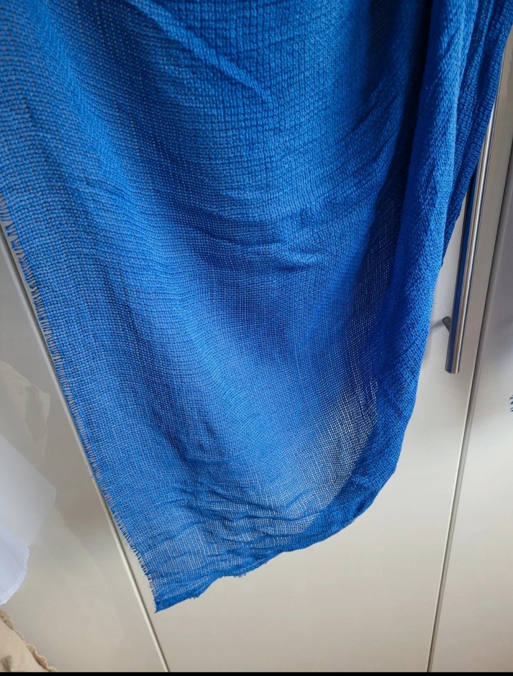 Zara Oversize XXL Schal / Tuch Fransen übergroß königsblau knallblau royalblau blau ausgefranst Blogger oversized Stola Knit Strickschal Strick Basic unisex