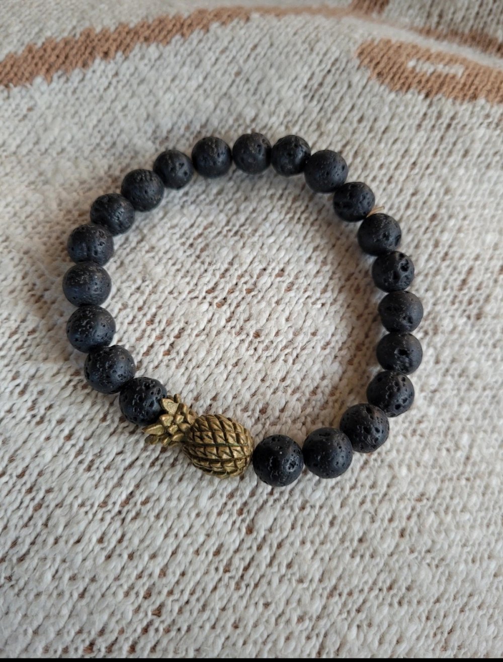 Armband Lava Perlen Ananas Lavaperlen Stein Hippie Boho Gipsy Gypsy Perlenarmband Aloha Hawaii Steinschmuck gold schwarz Hippieschmuck Bohoschmuck unisex Lavastone Heilstein