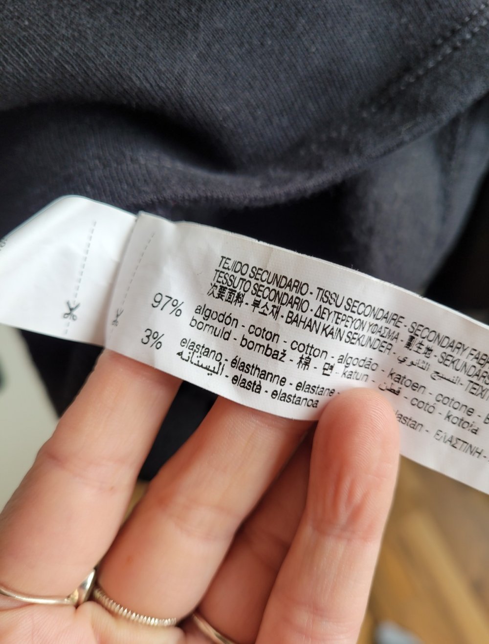 Zara Oversize Sweater mit Ballonärmel Stickerei Barock Vintage Puffärmel Balloonärmel Oversized crop cropped Baroque Retro Sweatshirt Trend bestickt Basic