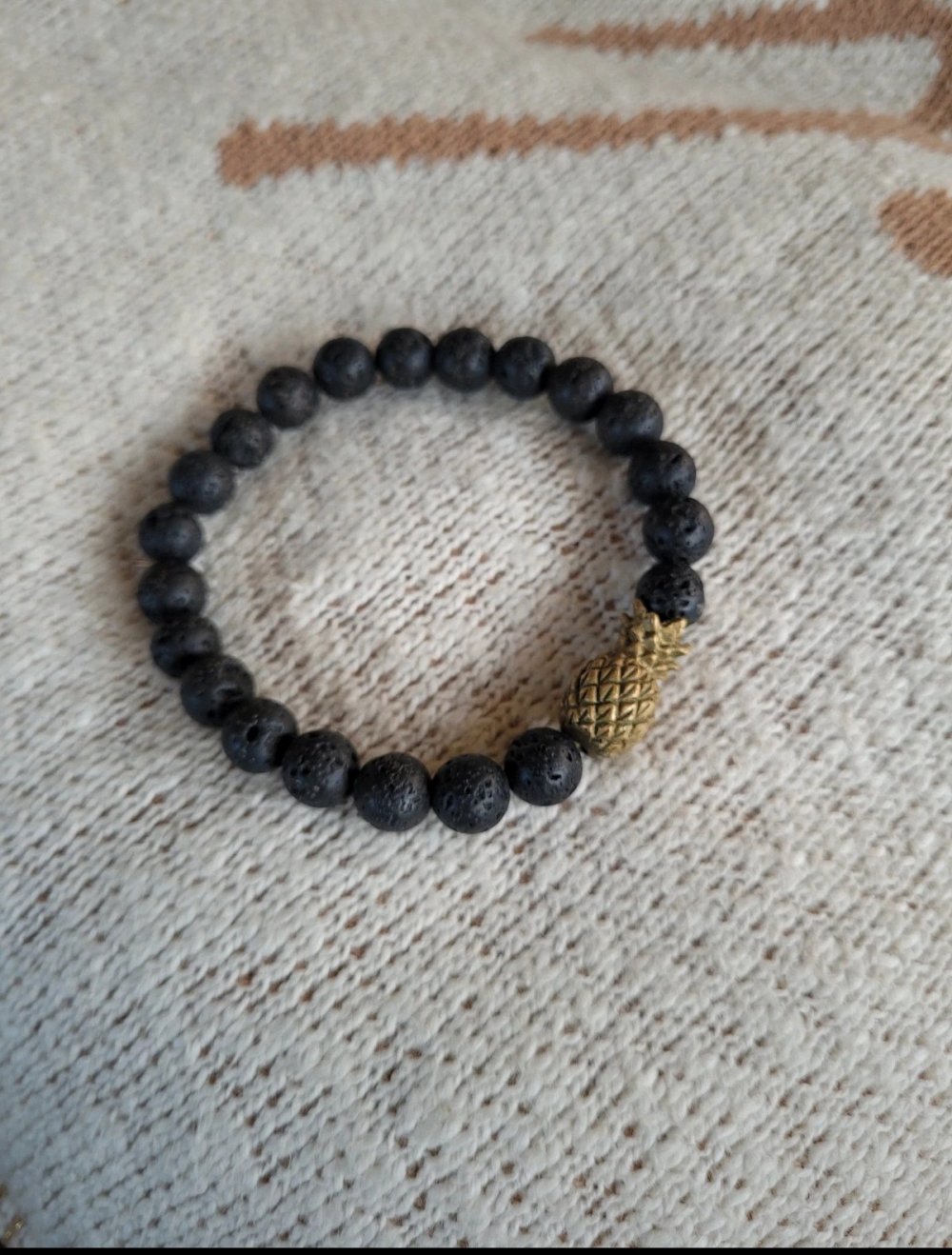 Armband Lava Perlen Ananas Lavaperlen Stein Hippie Boho Gipsy Gypsy Perlenarmband Aloha Hawaii Steinschmuck gold schwarz Hippieschmuck Bohoschmuck unisex Lavastone Heilstein