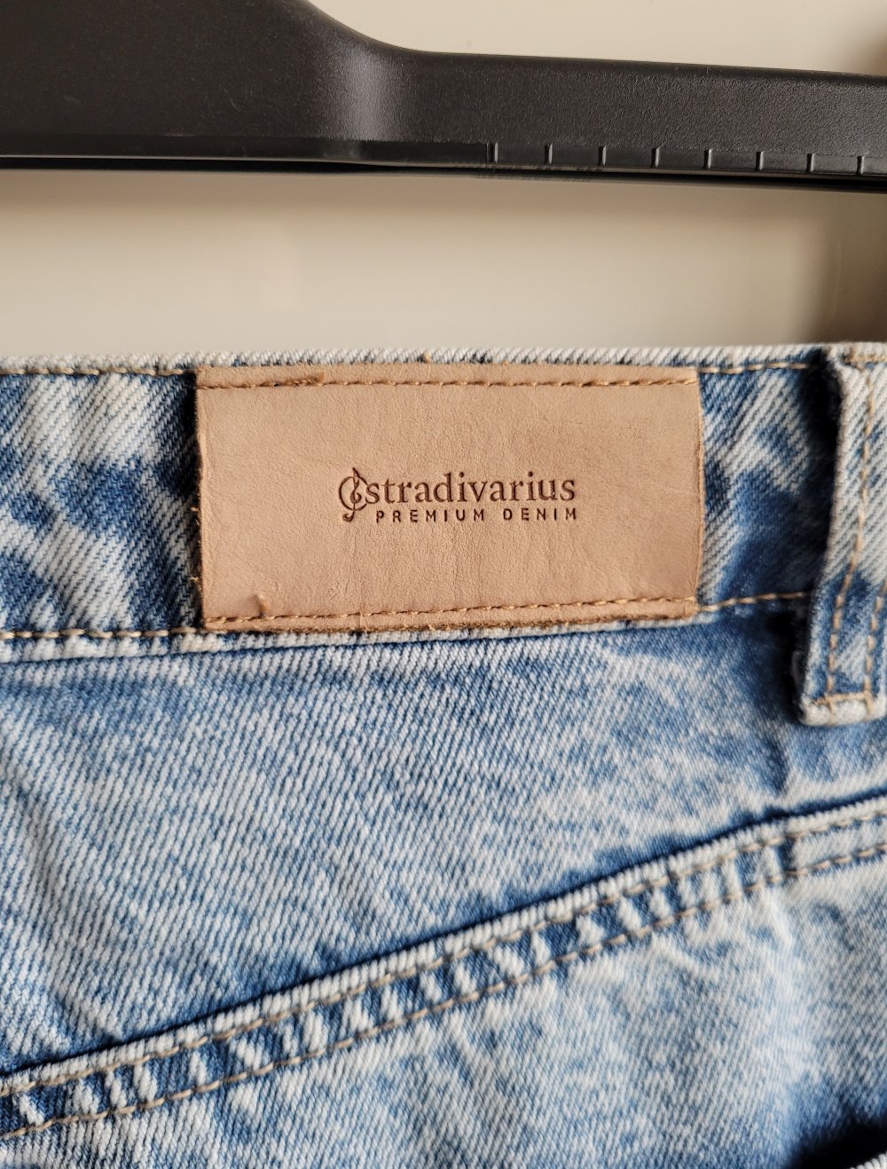 Stradivarius High Waist Slouchy Ballon Momjeans Acid Vintage Fit taper Mom Jeans Momfit Baumwolle Y2K tapered Bundfalte