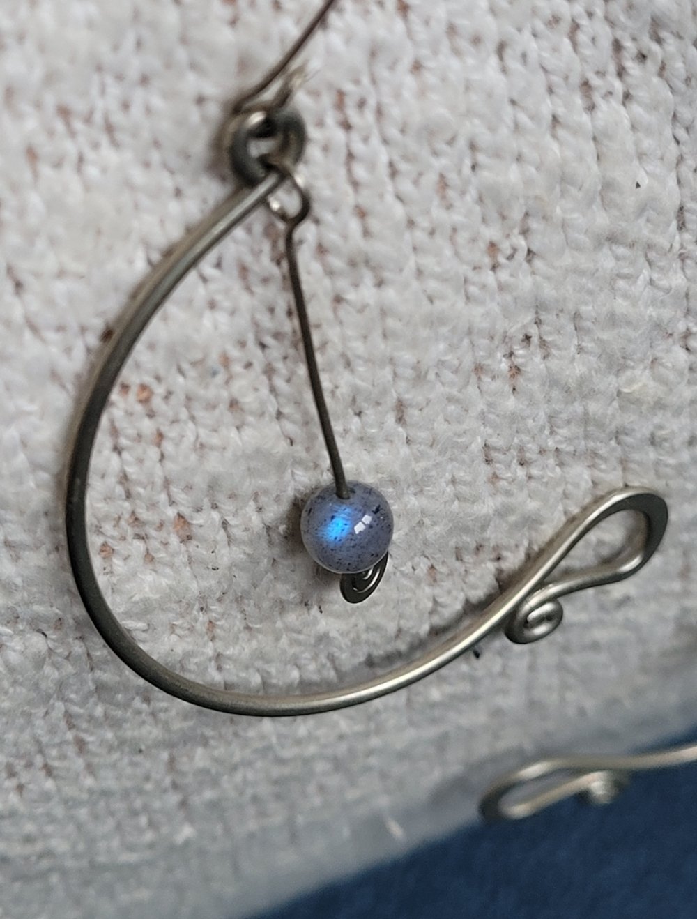 Filigrane Ohrhänger Mondstein Labradorit Modeschmuck handmade Boho Gipsy Mystic Gypsy Hippie Goa Silber Bohoschmuck Stein Ohrringe asymmetrisch Edelstein Heilstein filigran