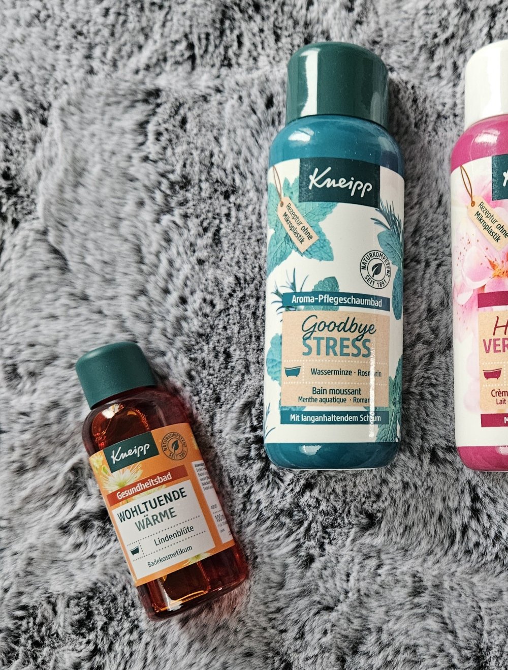 Verschiedene Kosmetikartikel