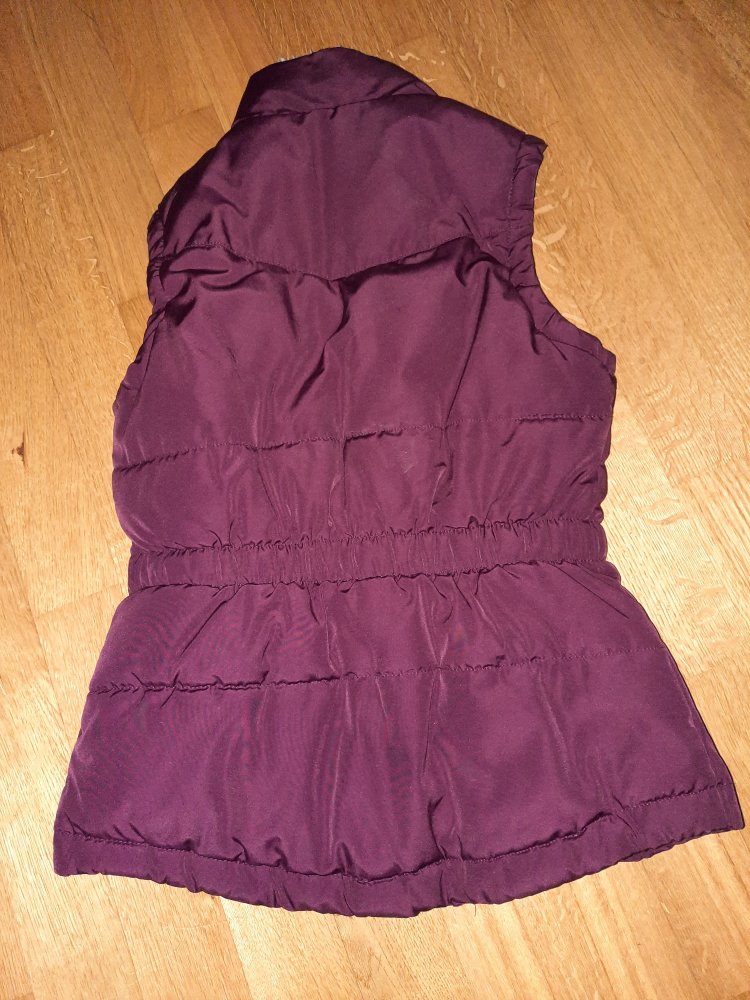 weinrote Daunenweste , H&M , Gr. 158