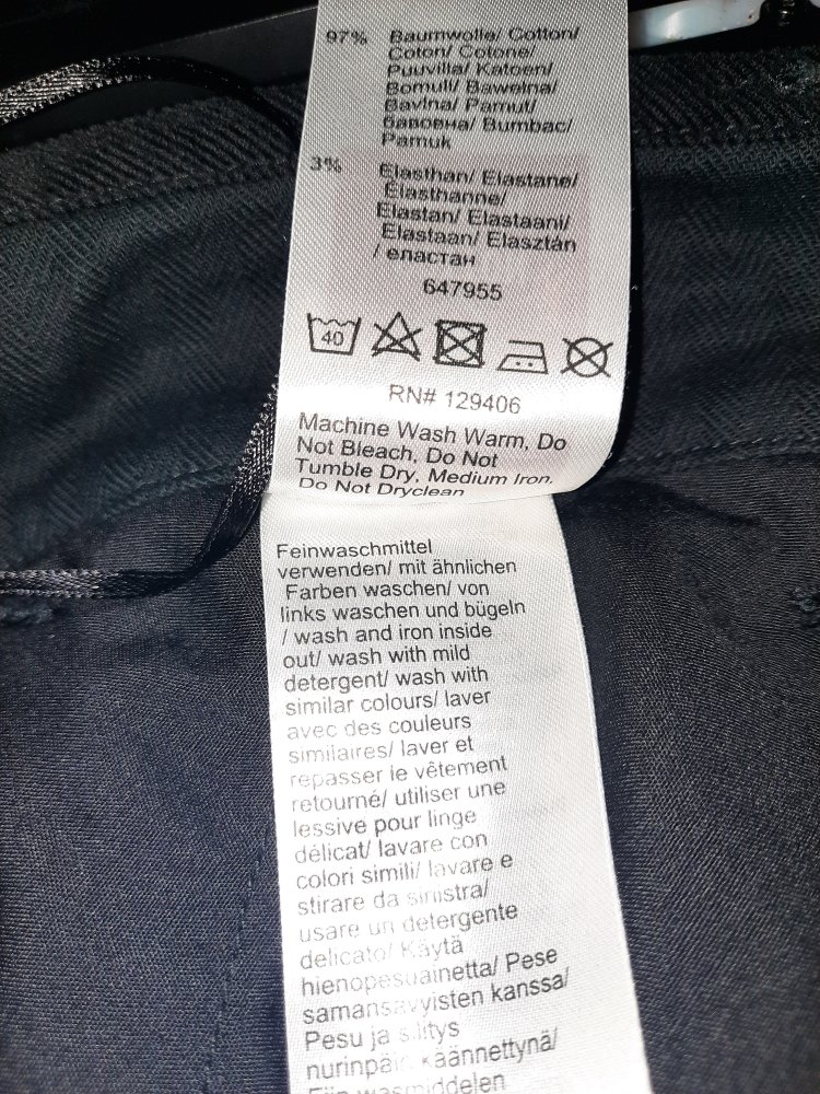 schwarze legere Hose mit Fischgradmuster , Gr. 48, Bonprix