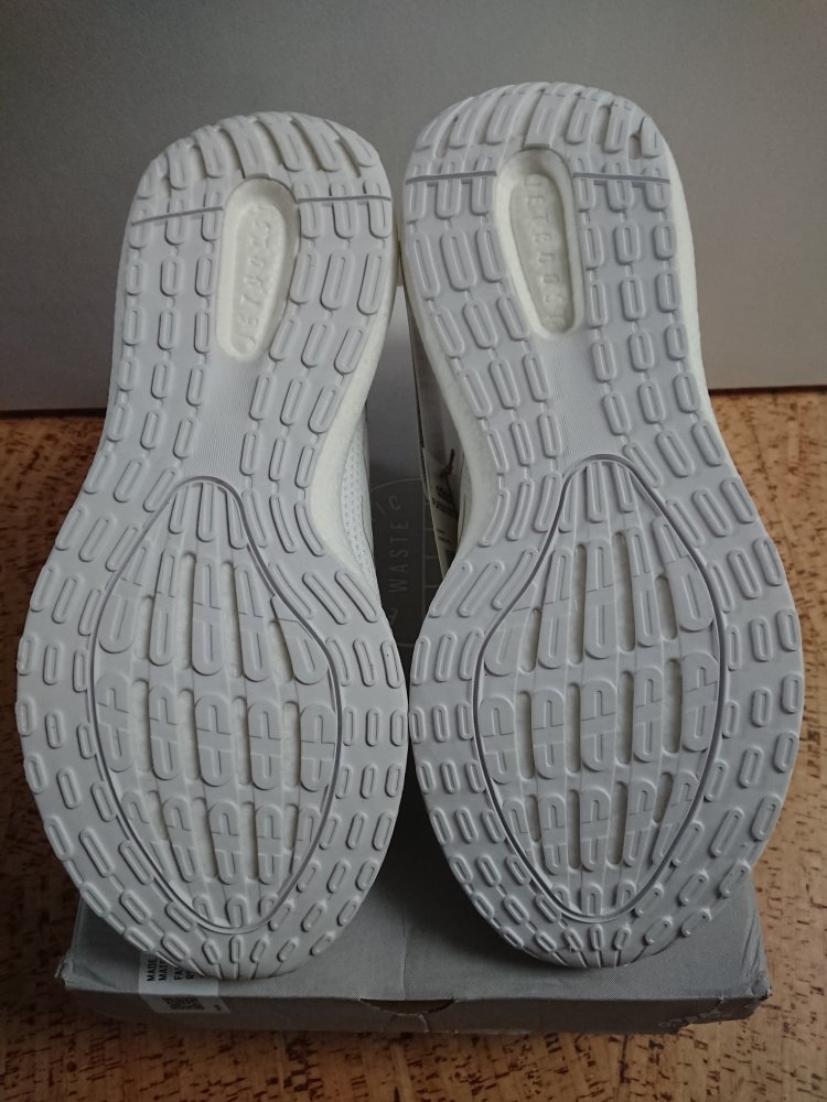 Schuhe Adidas PureBoost Jet 22 Gr. EUR 46 2/3 weiß Laufschuhe Neu OVP