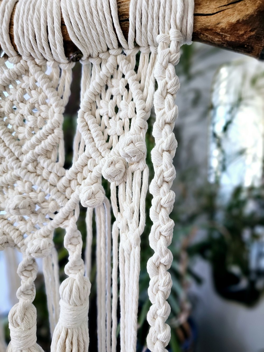 Makramee Macrame Katzenschaukel Wandbehang neues Kissen Holz Handmade Baumwolle Unikat
