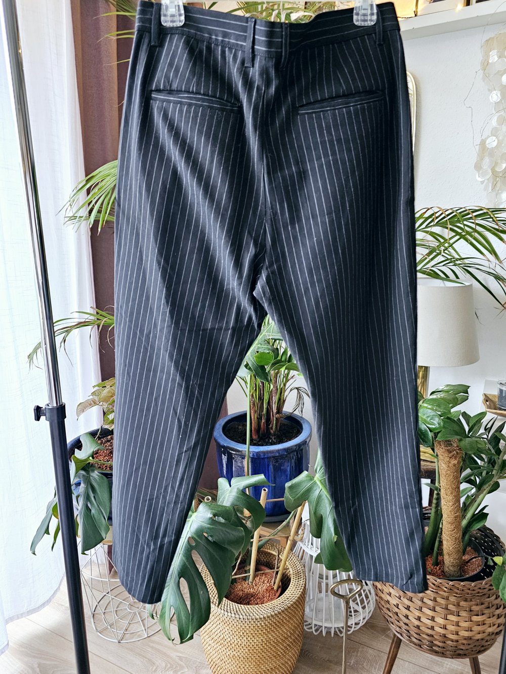 Bershka Hose Carrot loose fit Größe 31 sehr guter Zustand 