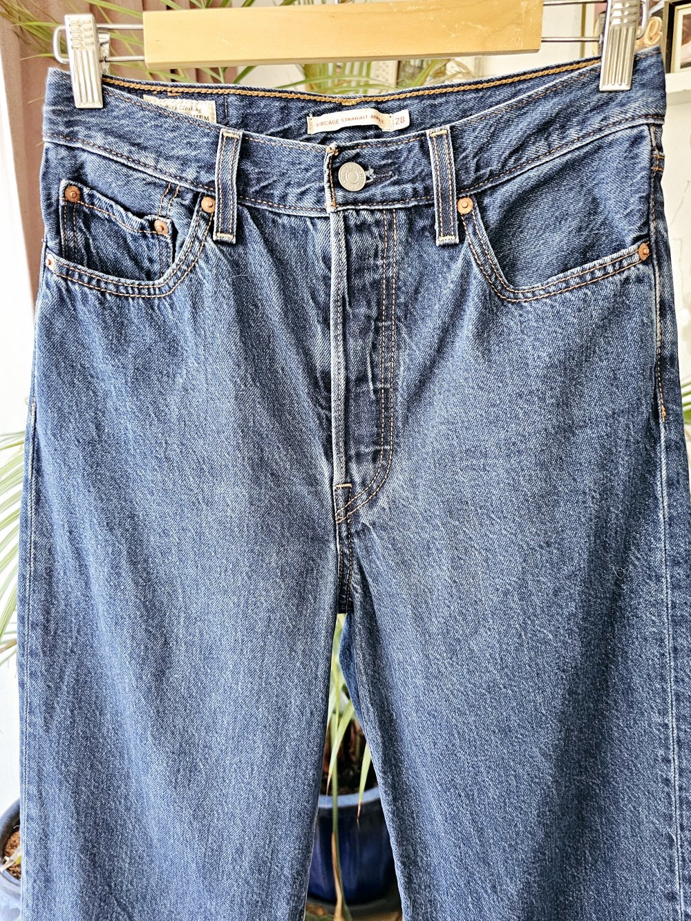 Levi's Jeans Hose Damen weit Bein Größe W28L29 sehr guter Zustand