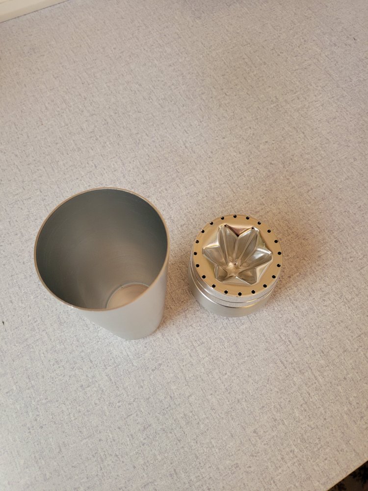 Cocktailmixer mit Zitruspresse