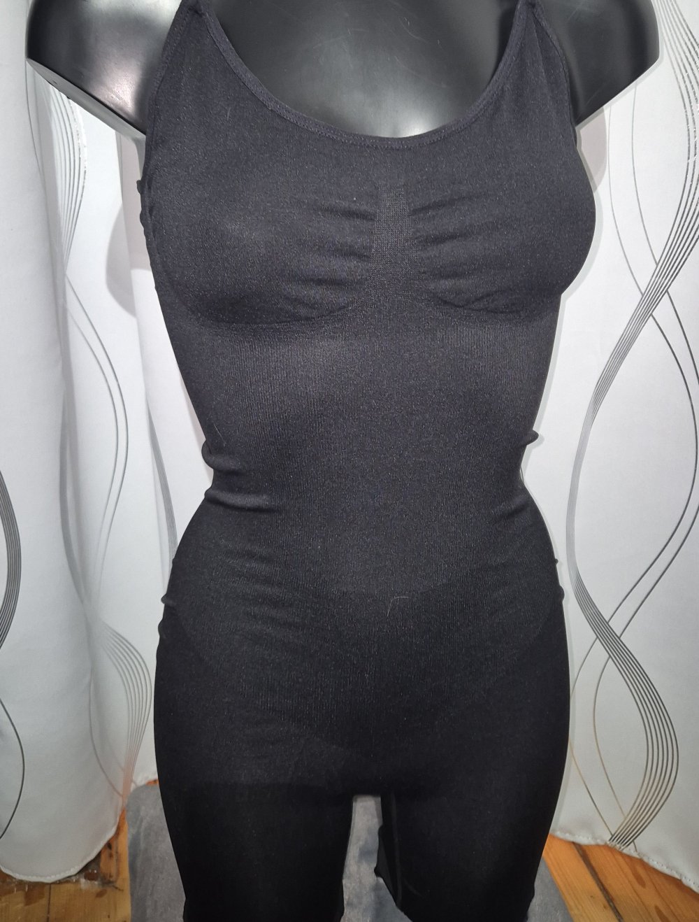 Bodyshaper mit Bein L Neu