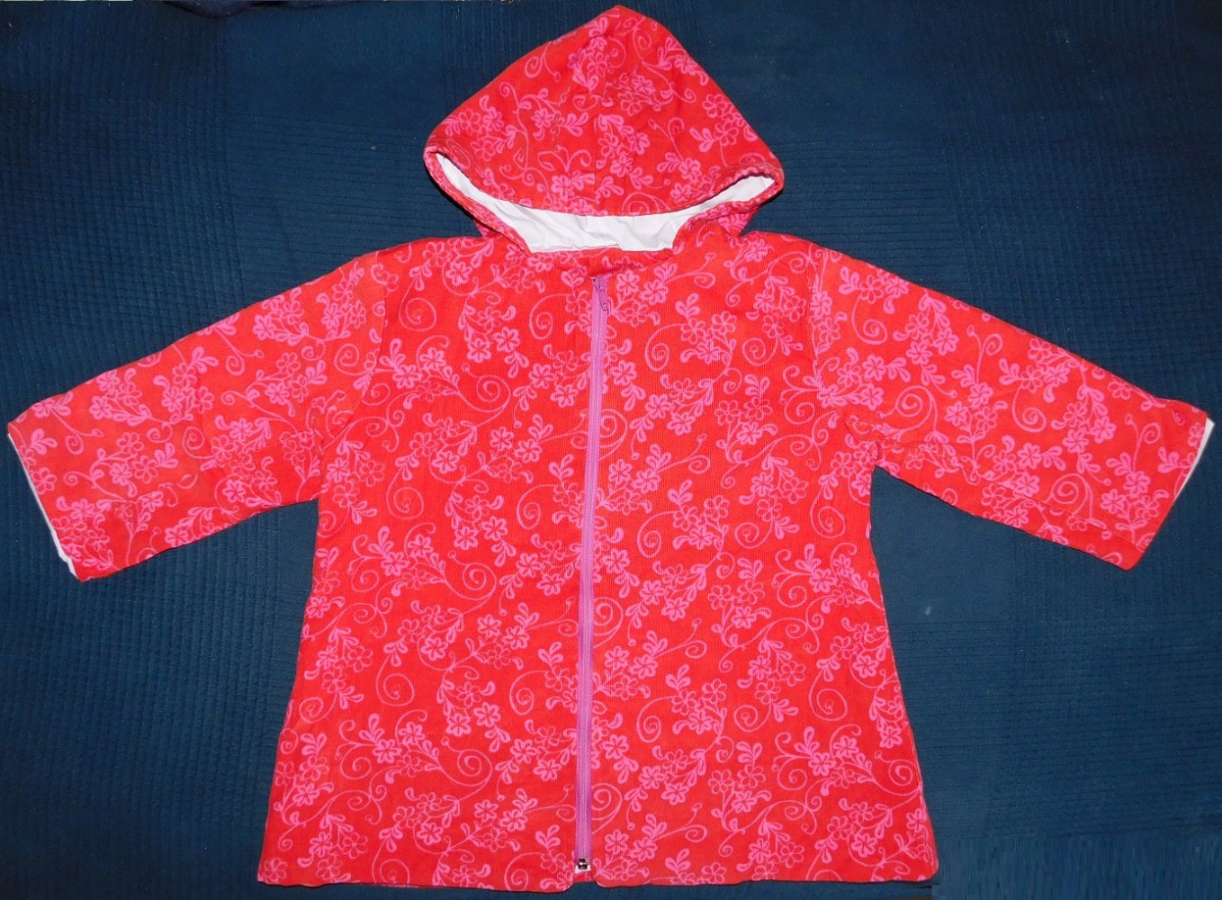 98-104 Mantel Übergang Feindord rot rosa - Handarbeit