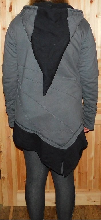 Gr.40/42 Mittelalter-Mantel Larp mit Zipfelkapuze und Fleece gefüttert