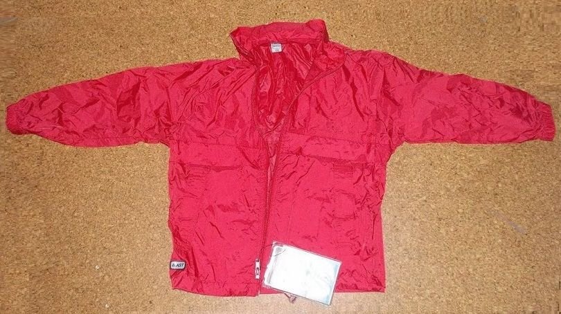 Gr.110-116 Windjacke für leichten Regen - Ast by brugi - NEU