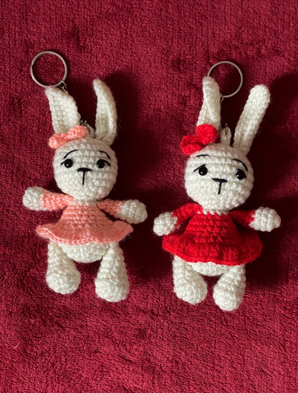 Häkeln Hasen mit Kleid Schlüsselanhänger