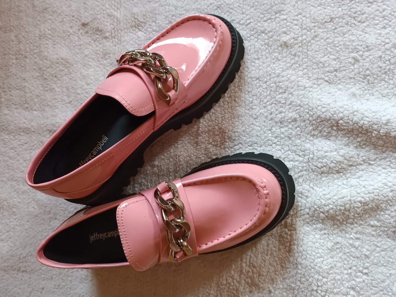 Jeffrey Campbell rosafarbene Lackschuhe 