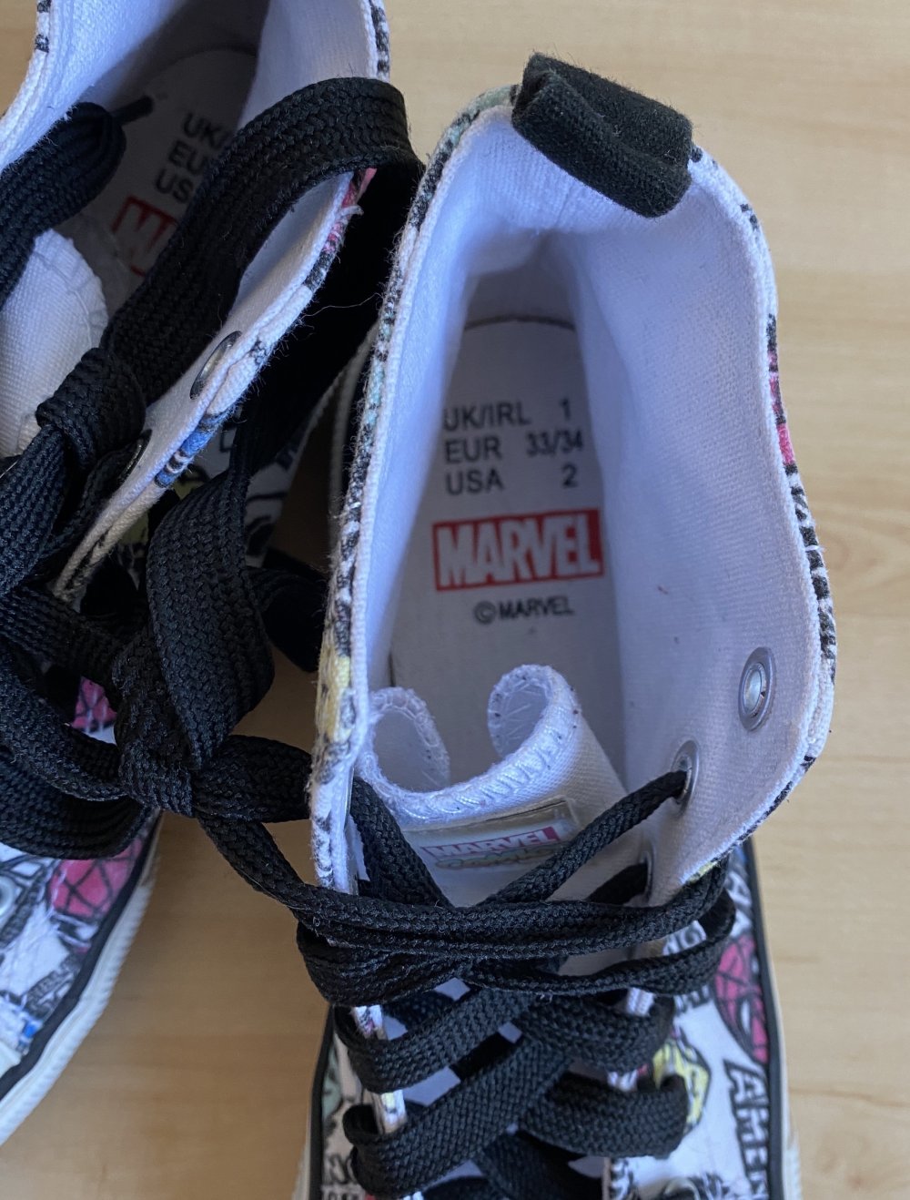 Marvel Schnürschuhe