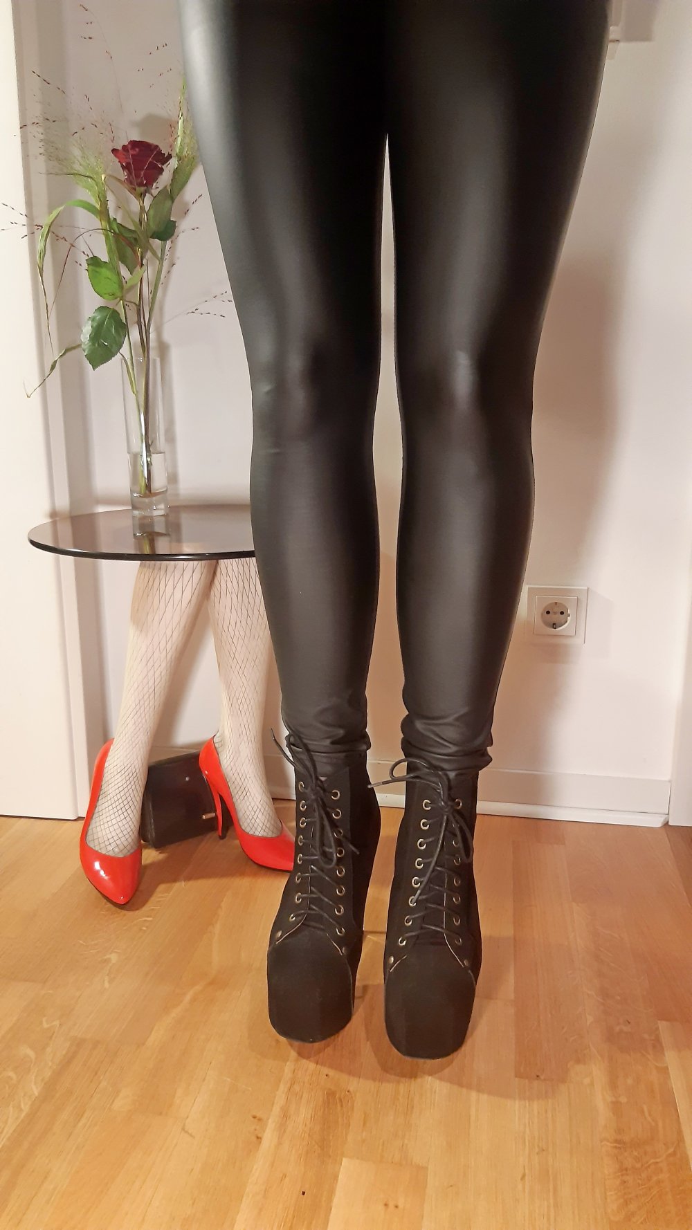 Jeffrey Campbell Dina durchsichtig Wildleder schwarz Wedge Boots WGT Gothic Emo 40